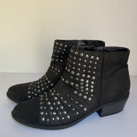 White Mountain Black Studded Ankle Boots Size 8.5 - Picture 2 of 7